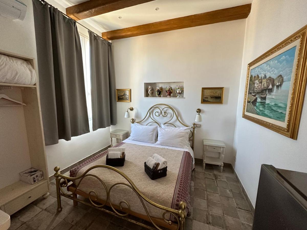 Apartamento Terrazza Dei Mori - Seaview Terrace In Ortigia Syracuse Exterior foto
